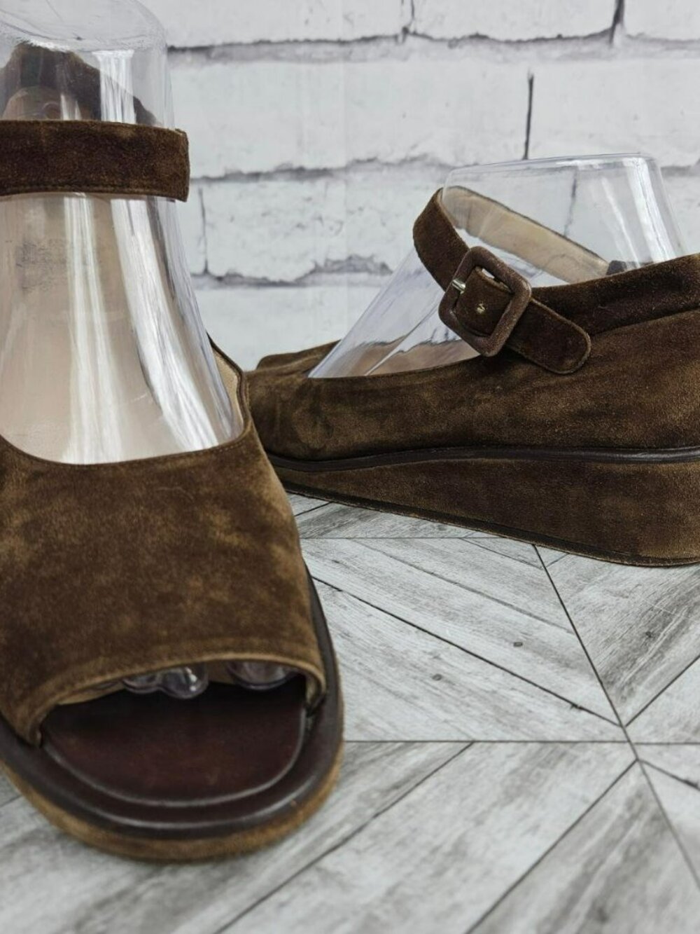 Varda Vintage Shoes Womens 8.5 Italy Brown Suede Peep Toe Mary Jane Wedges